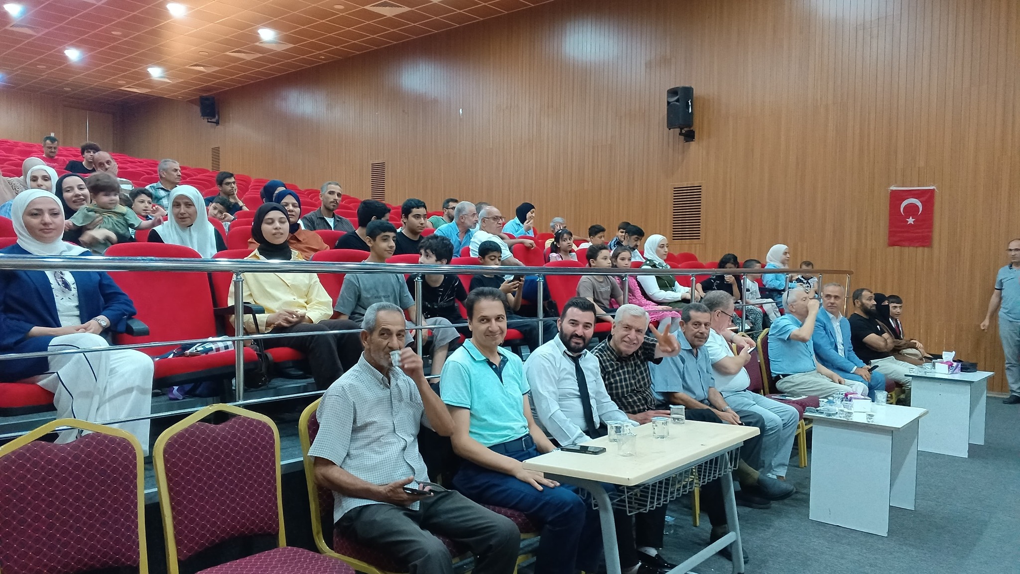تكريم الطلبة الفلسطينيين المتفوقين في مرسين