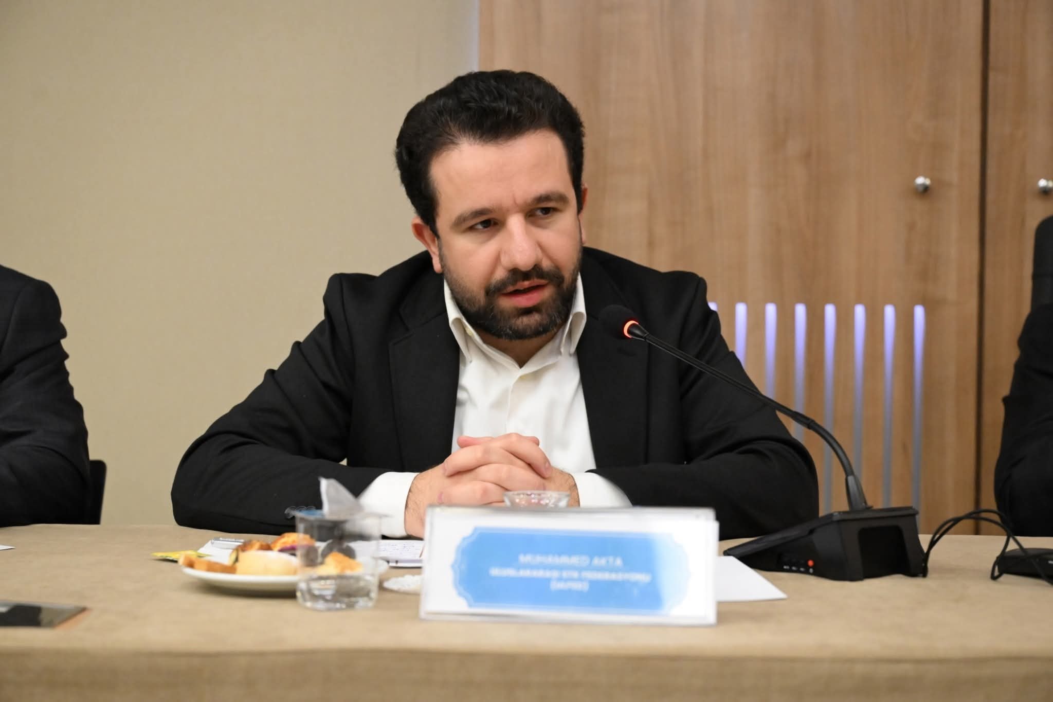 الاجتماع مع اتحاد نقابات العمال في تركيا